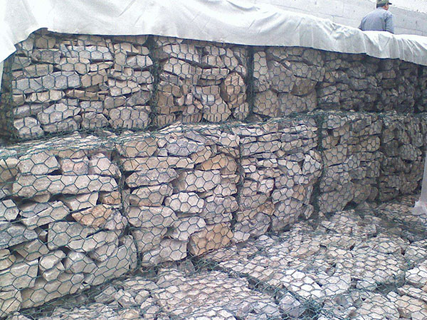 落石防护石笼网图片4